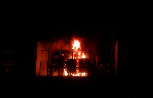 07-03-2015 Incendio Torre de energía2