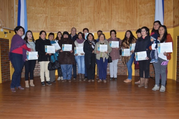 Beca al Mérito y Esfuerzo Académico beneficia a 107 alumnos de Monte Patria