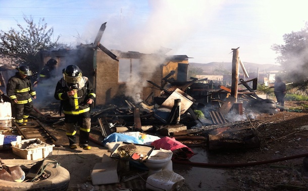 Incendio consume totalmente una vivienda en Punitaqui