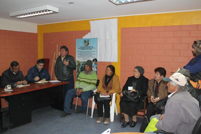 Autoridades del agro se reúnen con crianceros del Limarí