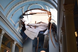 01- 10 - 15 iglesia dañada.jpg 6