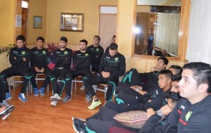 27 - 10 - 15 leandro zepeda y jugadores