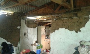 Muchas viviendas en el sector de Los Quiles son de adobe y presentan serios daños (Foto: Cedida)