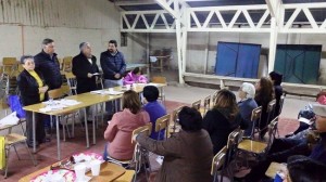 Reunido con vecinos de la Población Jimenez.
