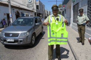 Uno de los modelos de chaleco reflectante para automovilistas