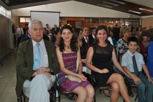 Spiro Pleticosic, Laura Contreras y los hijos del Gobernador Pleticosic (Foto: OvalleHOY.cl) 