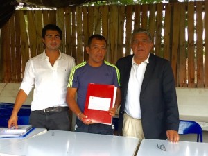 El alcalde Rentería informó a los miembros del club, de la adjudicación de los recursos (foto: cedida)