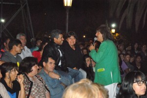 Charly Badulaque y sus cachorritas dejaron hecha una caldera la Plaza de Punitaqui (foto: cedida) 