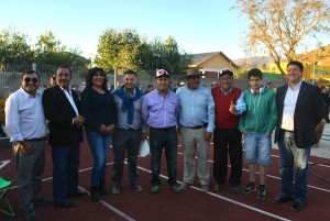 El alcalde Pedro Valdivia, junto al gobernador Wladimir Pleticosic y los miembros del concejo comunal (Foto: OvalleHOY.cl)