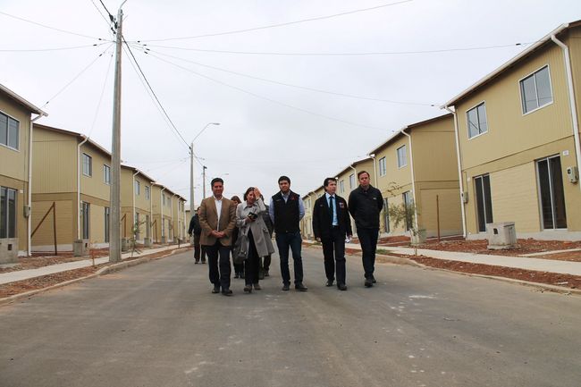 Inauguran loteo habitacional que erradica 3 campamentos de Ovalle