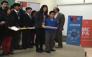 La ministra del Deporte Natalia Riffo encabezó la entrega (Foto: OvalleHOY.cl)