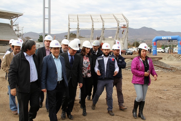 Estadio de Ovalle supera el 50% de avance en su construcción