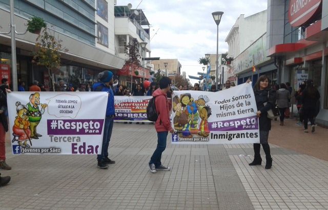 Jóvenes ovallinos se tomaron las calles de la ciudad en rechazo a la discriminación