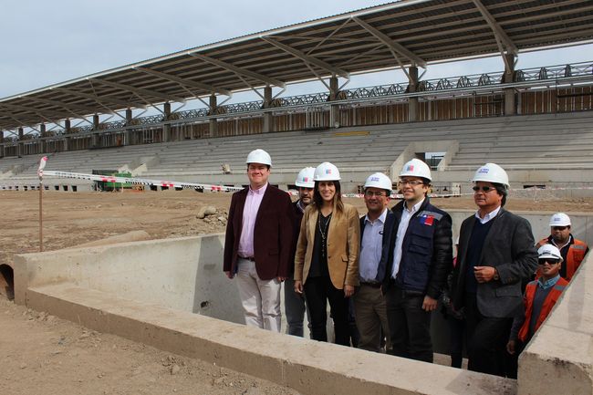Estadio de Ovalle comienza a ver la luz al final del túnel