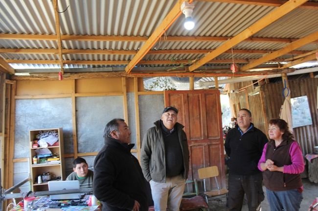Mediante paneles fotovoltaicos entregan energía eléctrica a modesta familia de Tulahuén