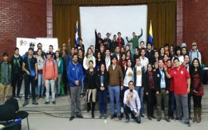 06-08-2016 Jóvenes debate consumo abusivo alcohol 03