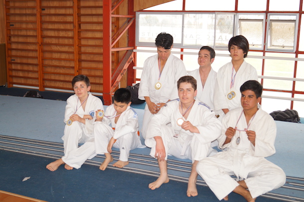 Los siete medallistas del Club Fuji Tamaya (Foto: Cedida)