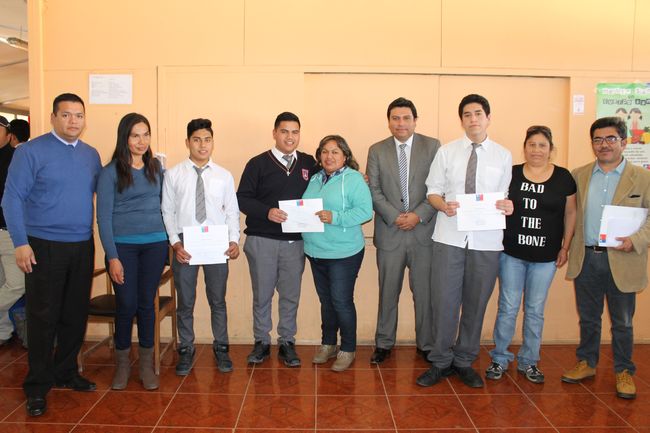 Apoderados del Hogar Masculino de Ovalle conocen obras de mejoramiento del recinto