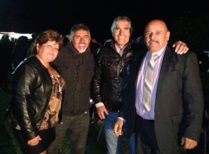 El actual alcalde y candidato a la reelección, Pedro Valdivia con algunos simpatizantes (Foto: OvalleHOY.cl) 