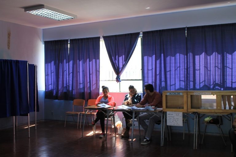 Los postulantes más jóvenes a la alcaldía se presentaron a sufragar