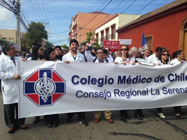 Convocan a médicos de La Serena, Coquimbo y Ovalle a marcha en apoyo a funcionarios públicos