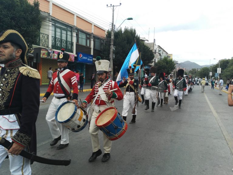 Ovallinos sorprendidos con recreación de la Gesta Libertadora