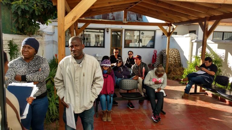 Extranjería cambiará horario de atención para agilizar trámites de inmigrantes