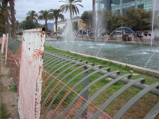 «Chi va piano va lontano». El que va despacio llega lejos.