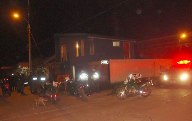 En reacción instantánea carabineros llega y detiene a ladrones en el interior de vivienda