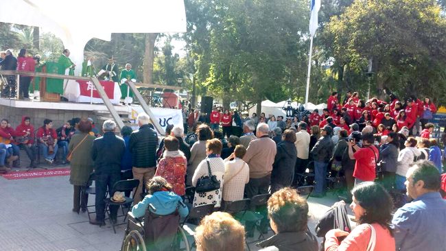 Con misa en la plaza de Ovalle jóvenes universitarios cierran misiones solidarias de invierno