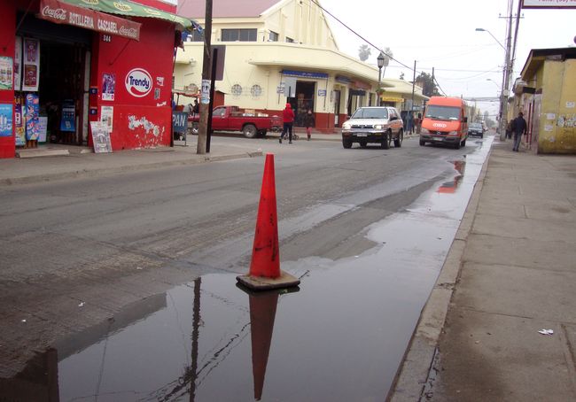 Como en la canción, Ovalle está sobre una laguna