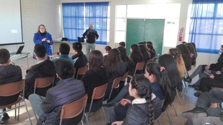 Comunidad educativa de Pichasca recibe a Juzgado de Familia de Ovalle