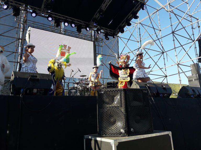 Con la presentación de reconocidas bandas se llevó a cabo la Pampilla más grande del Limarí
