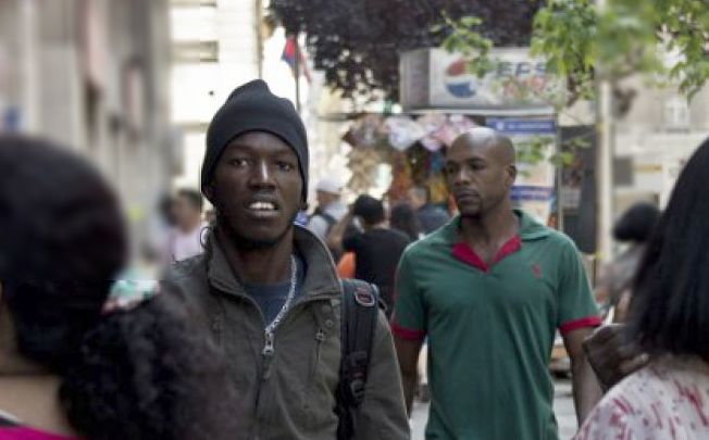 Comienzan clases de español para inmigrantes haitianos