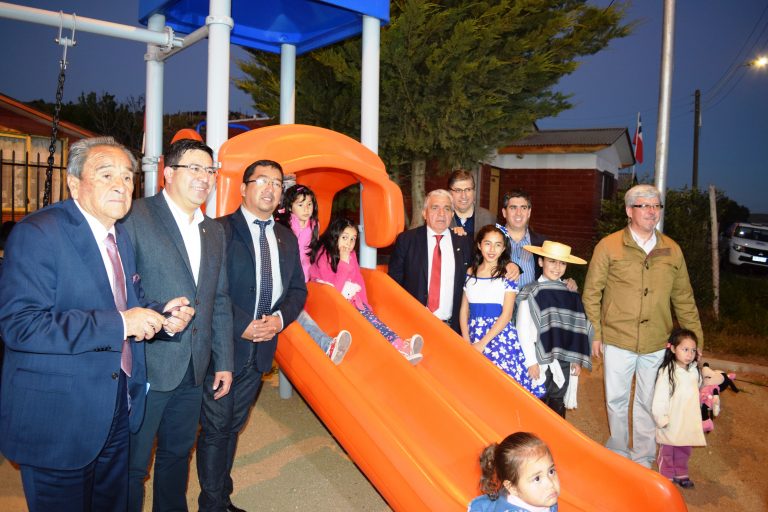 Vecinos Cerro Blanco y Cerrillos de Tamaya ya pueden disfrutar de esperados espacios recreativos