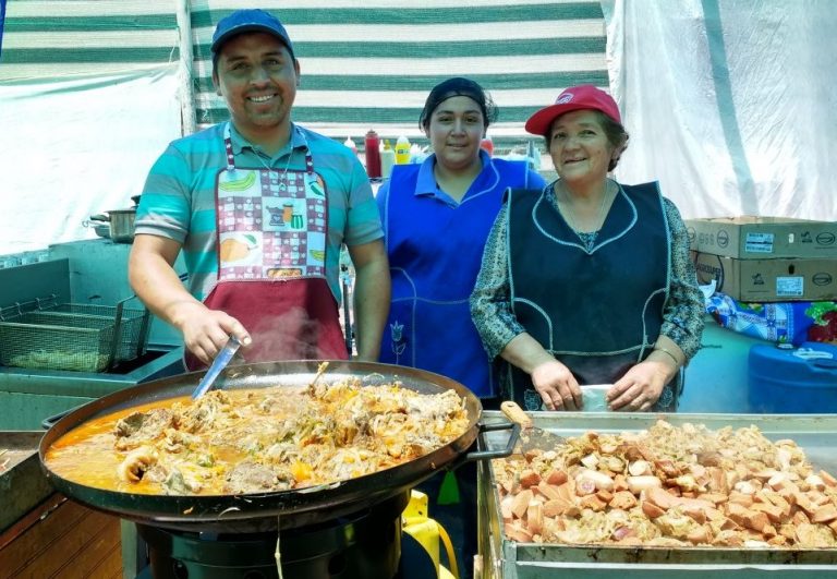 Todo pasando en la Fiesta Costumbrista de La Chimba