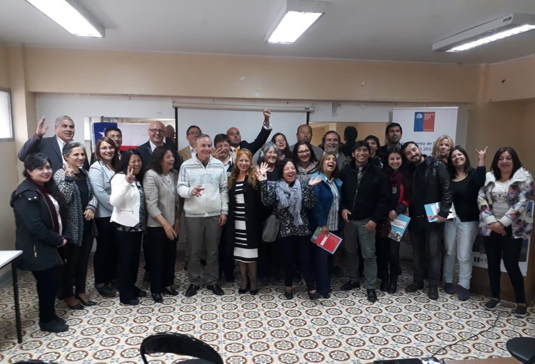 Lanzan Escuelas Sindicales para perfeccionar a dirigentes en diversas materias