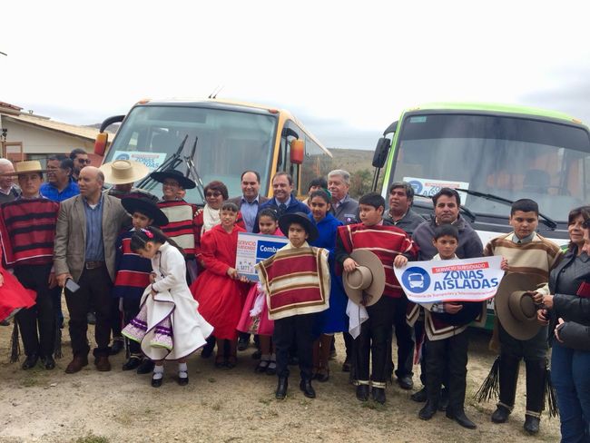 Por sólo 1 mil pesos vecinos de sectores apartados de la comuna podrán viajar a Combarbalá