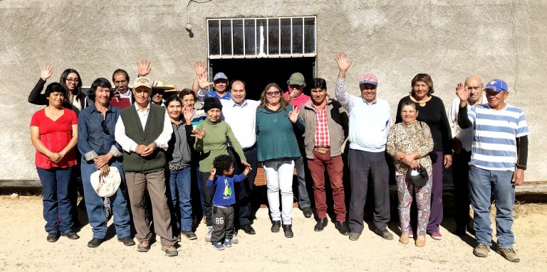 Vecinos de Centinela Carrizal en Combarbalá están a un paso de obtener red eléctrica