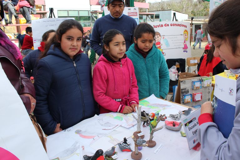 [Video] Feria científica congregó a cientos de estudiantes limarinos