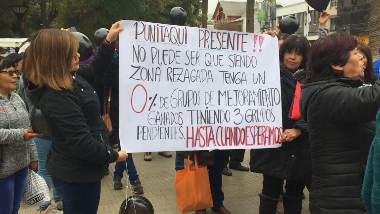 Beneficiarios de subsidios protestan por falta de financiamiento para mejoramiento de sus viviendas