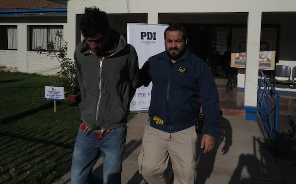 Sujeto fue detenido tras intentar ingresar a una vivienda en Los Peñones