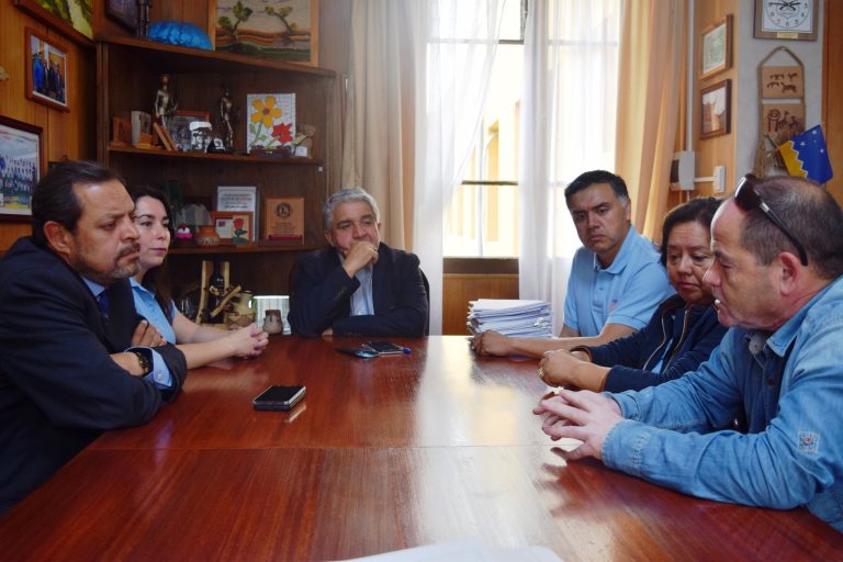 Realizan importante acuerdo entre FENATS y Bomberos