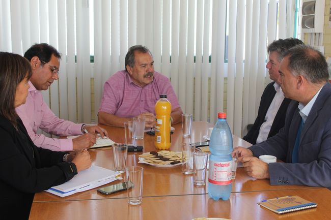 Proyecto educativo de National Geographic se realizaría en Monte Patria