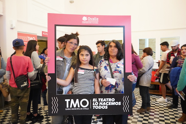 Comienza inédito programa que acerca a la comunidad al Teatro