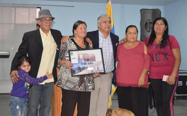 Vecinos de la población 8 de Julio están orgullosos con su nueva sede social