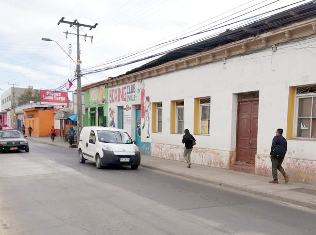 Opinan sobre la propuesta de instalar el comercio ambulante en inmueble de Boxing Club
