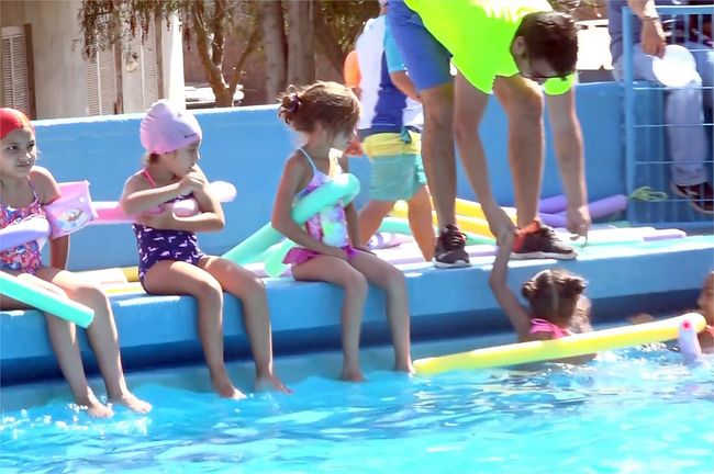 ¡Al agua patitos! Abren la temporada de piscinas en Ovalle