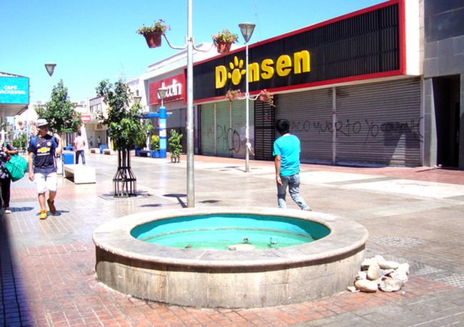 Un lector pregunta: ¿Qué pasa con la pileta del Paseo Peatonal?