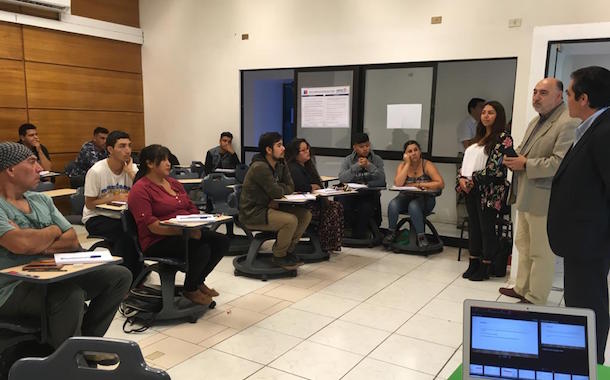 Con un centenar de estudiantes se inician cursos de especialización                                 en CFT Estatal